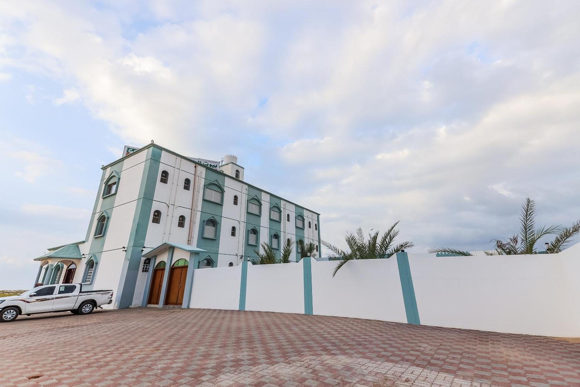 Super Oyo 110 Ras Al Hadd Guest House Eksteriør bilde